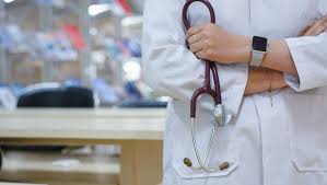 L&rsquo;ordre des médecins et l&rsquo;ordre des infirmières condamnent la mise en place d&rsquo;annuaires de professionnels de santé selon la couleur de peau.