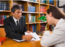 Professions règlementées – Huissiers de justice : ouverture du monopole de signification des actes de justice.