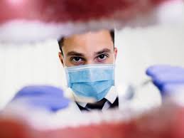 CHIRURGIENS-DENTISTES – Un simulateur en ligne pour aider les praticiens à trouver un code ou un libellé.